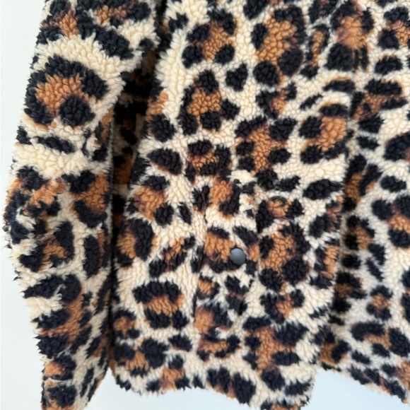 J. Crew Vintage Fleece Leopard Sherpa Jacket in Brown, Black & Cream - Picture 3 of 4